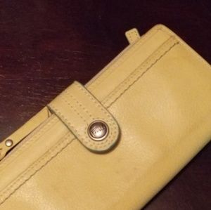 Fossil wallet